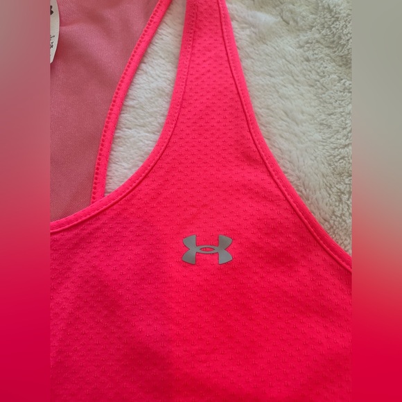 Under Armor Neon Pink tank top size large, never worn new condition no tags - Picture 2 of 5